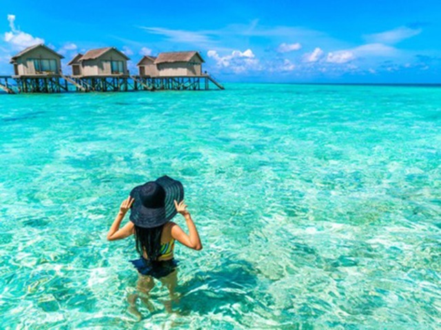 Quốc đảo Maldives nổi tiếng là “thiên đường trên Ấn Độ Dương” với các water villa trên biển rất đặc sắc. (Ảnh: Shutterstock)